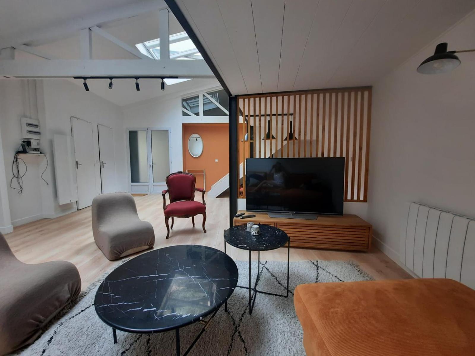 Loft 4-5 Personnes A Montmartre - Parking Prive Sur Reservation Paris Exterior foto